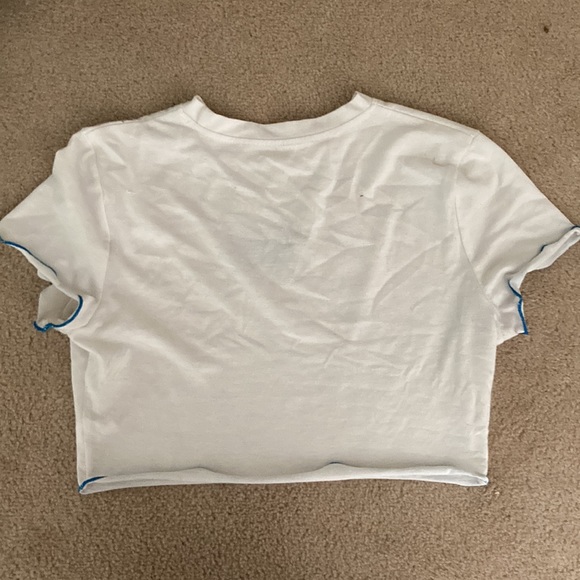 Butterfly crop top - Picture 2 of 2